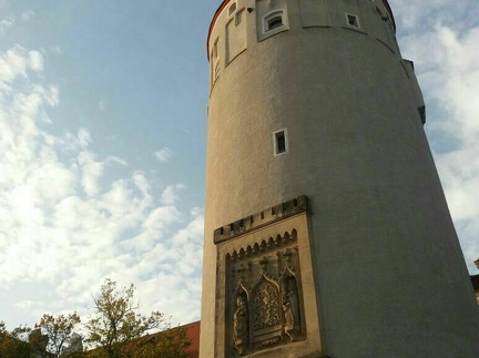 Dicker Turm