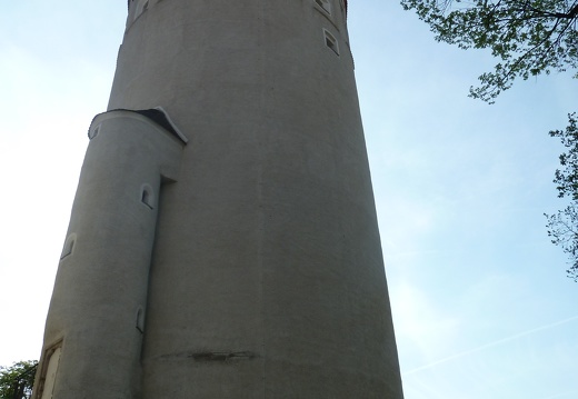 Dicker Turm